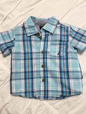 Short Sleeve Plaid Button Down Shirt